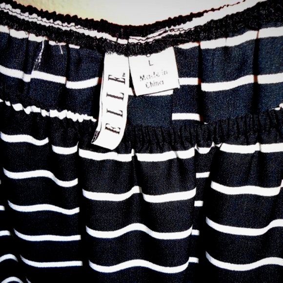 Black & White Striped Boho Ruffly Top - Picture 4 of 11